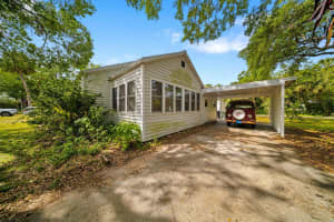 806 Citrus Avenue, Fort Pierce, FL 34950 - MLS#R11075169