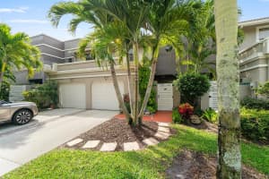 5285 Monterey Circle E, Delray Beach, FL 33484 Sold 01/15/26