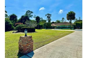 13302 Doubletree Circle, Wellington, FL 33414 Sold 09/25/25