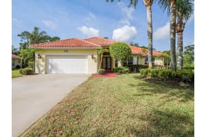 5873 Pine Ridge Circle, Vero Beach, FL 32967 - MLS#R11075322