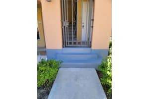 3557 Forest Hill 60 Boulevard 60, Palm Springs, FL 33406 Sold 05/09/25