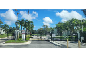 3670 Alder Drive F1, West Palm Beach, FL 33417 - MLS#R11075429