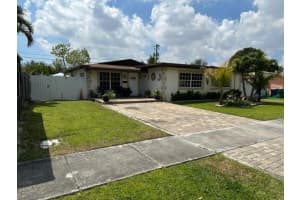 1380 Nw 171 Street, Miami Gardens