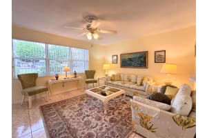 480 Horizons W 105, Boynton Beach, FL 33435 Sold 05/02/25