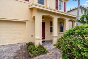 9533 Windrift Circle, Fort Pierce, FL 34945 Sold 05/08/25