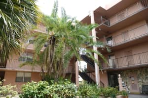 2841 Somerset Drive 217, Lauderdale Lakes