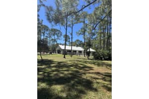 14161 Caloosa Boulevard (barn), Palm Beach Gardens