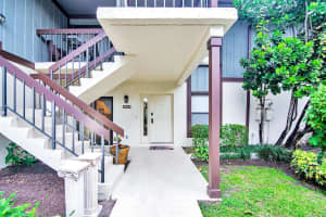 13329 Polo Club Road 104, Wellington