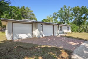 644 12th Street, Vero Beach, FL 32960 Sold 04/21/25