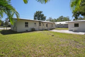 644 12th Street, Vero Beach, FL 32960 Sold 04/21/25