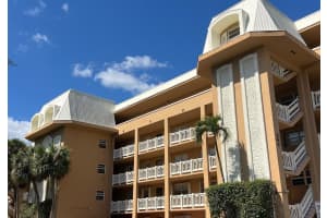 304 Golfview Road 103 E, North Palm Beach, FL 33408 Sold 06/06/25