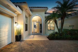 136 Euphrates Circle, Palm Beach Gardens, FL 33410 Sold 06/30/25