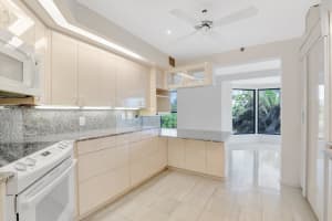 4605 S Ocean Boulevard 4c, Highland Beach, FL 33487 - MLS#R11075735