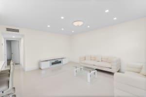 361 Normandy H, Delray Beach, FL 33484 Sold 09/29/25