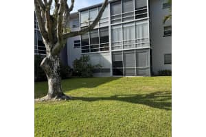 700 Layne Boulevard 119, Hallandale Beach, FL 33009 Sold 06/30/25
