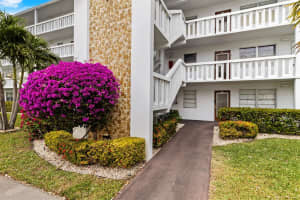 1039 Newport H, Deerfield Beach
