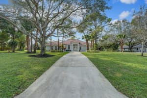8261 Man O War Road, Palm Beach Gardens, FL 33418 Sold 03/28/25