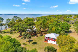1605 N Tropical Trail, Merritt Island, FL 32953 Sold 06/18/25