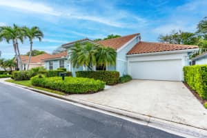 262 Eagleton Estate Boulevard, Palm Beach Gardens, FL 33418 - MLS#R11075867