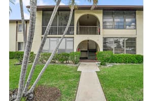338 Pine Ridge Circle D-1, Greenacres, FL 33463 Sold 07/25/25