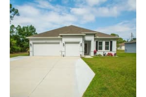 9025 106th Avenue, Vero Beach