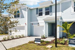 478 Salisbury Circle, Fort Pierce, FL 34982 Sold 11/26/25