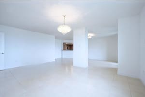 610 Clematis Street 700 & 702, West Palm Beach, FL 33401 - MLS#R11076015