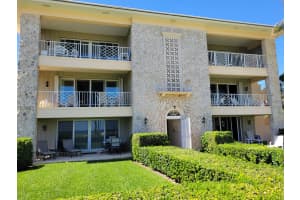 2103 S Ocean Boulevard 4-D, Delray Beach, FL 33483 Sold 05/15/25
