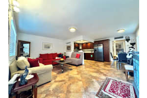 279 Saxony F Circle 279, Delray Beach