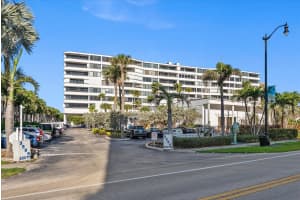 3589 S Ocean Boulevard 6, South Palm Beach, FL 33480 Sold 05/30/25
