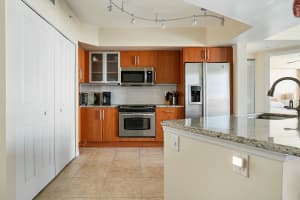 600 S Dixie Highway 723, West Palm Beach, FL 33401 Sold 08/05/25