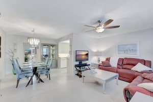 2051 Cambridge C, Deerfield Beach, FL 33442 - MLS#R11076077