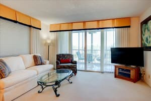 921 Gardenia Drive 370, Delray Beach, FL 33483 - MLS#R11076089