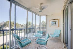 921 Gardenia Drive 370, Delray Beach, FL 33483 - MLS#R11076089