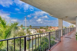 109 Paradise Harbour Boulevard 508, North Palm Beach, FL 33408 - MLS#R11076138