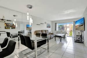 8380 Lagos De Campo Boulevard 310, Tamarac
