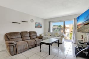 8380 Lagos De Campo Boulevard 310, Tamarac, FL 33321 - MLS#R11076139
