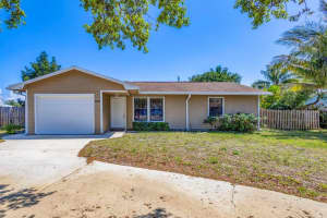 8566 SE Lyons Road, Hobe Sound, FL 33455 Sold 05/02/25