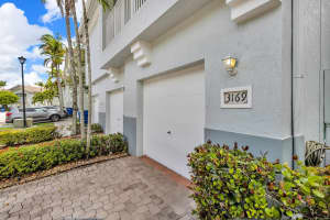 3169 Laurel Ridge Circle, Riviera Beach, FL 33404 Sold 08/19/25