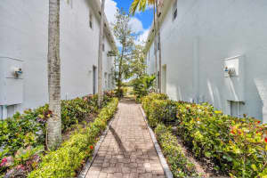 3169 Laurel Ridge Circle, Riviera Beach, FL 33404 Sold 08/19/25