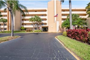 6461 Nw 2nd Avenue 414, Boca Raton