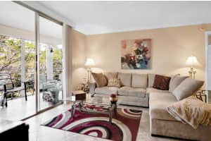 6461 NW 2nd Avenue 414, Boca Raton, FL 33487 - MLS#R11076288