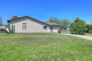 866 Beard Avenue, Sebastian, FL 32958 Sold 05/07/25