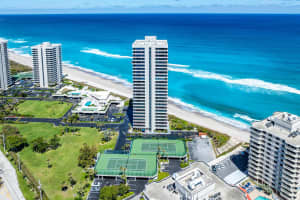 5510 N Ocean Dr Drive 15-B, Riviera Beach, FL 33404 - MLS#R11076325