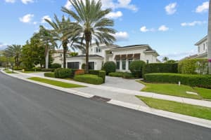 687 Hermitage Circle, Palm Beach Gardens, FL 33410 Sold 05/28/25