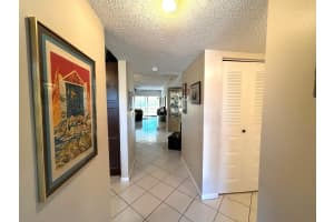 7634 Tahiti Lane 106, Lake Worth