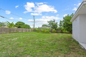 326 Glen Arbor Terrace, Boynton Beach, FL 33426 Sold 06/13/25