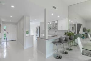 465 Prestwick Circle, Palm Beach Gardens, FL 33418 Sold 06/02/25