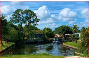 195 SE Riverbend Street, Stuart, FL 34997 Sold 08/15/25