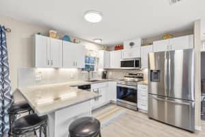 195 SE Riverbend Street, Stuart, FL 34997 Sold 08/15/25